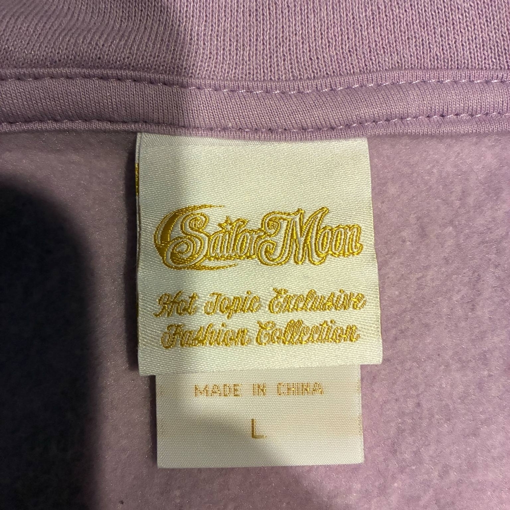 Hot Topic Pink Sweatshirt with Ribbed Texture Includes Extra White Tops Size L